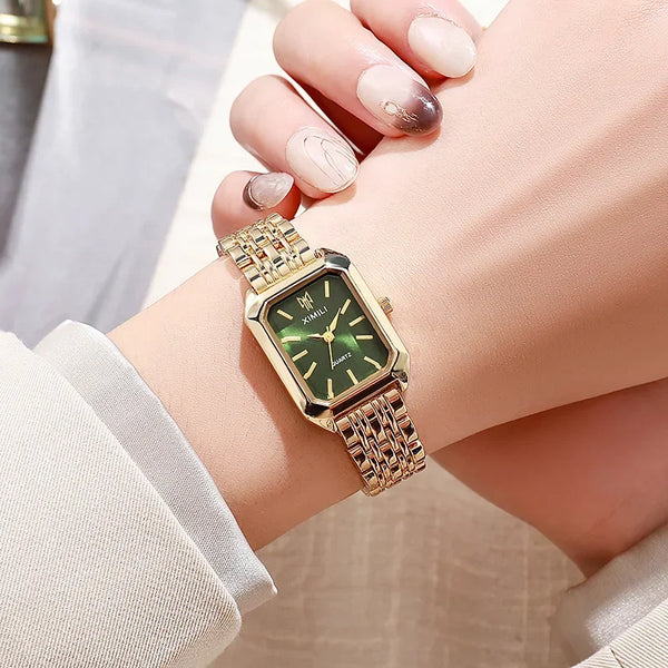 Klassische Edelstahl Uhr